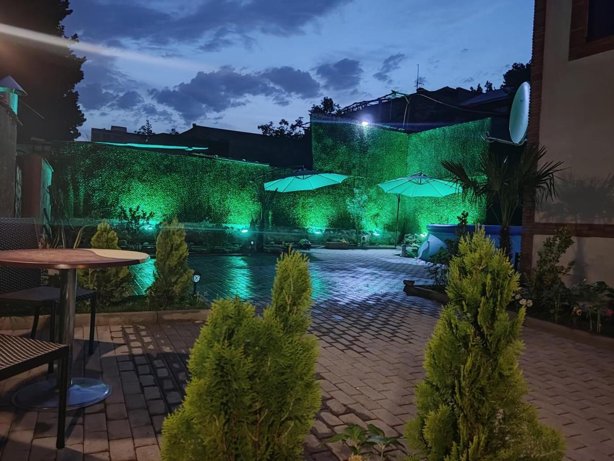 Guest House Spartak Tbilisi Eksteriør bilde